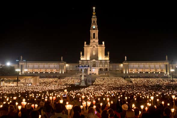 Night Trip to Fátima + Candlelight Procession